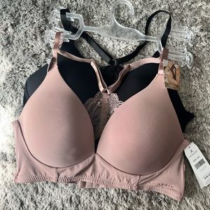 Danskin intimate  2 bra 34 C new